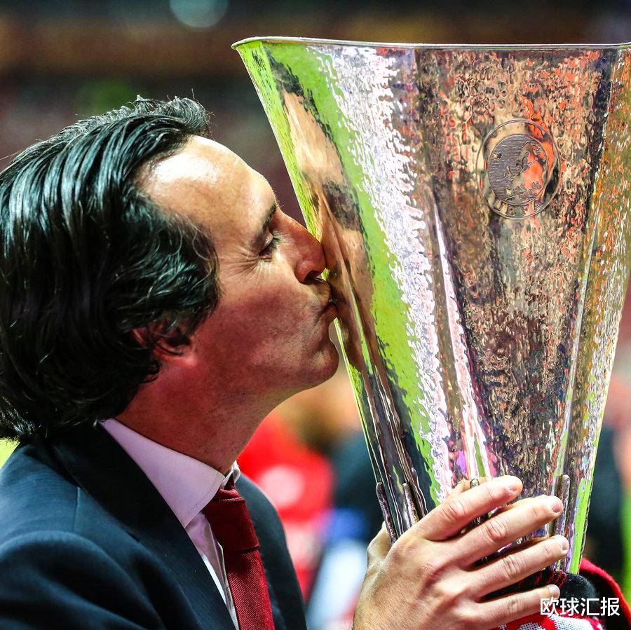 包含赛后法国杯传出新动向,孟菲斯灰熊主帅复盘,管理层表态:质疑声仍在,纪律约束更严格的词条 包含赛后法国杯传出新动向,孟菲斯灰熊主帅复盘,管理层表态:质疑声仍在,纪律约束更严格的词条