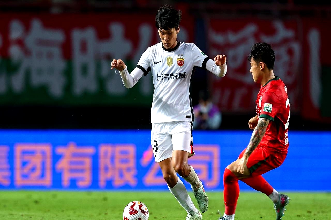 毕鄂吧鄂竞技对巴塞的看法