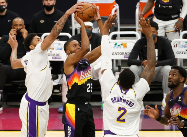 重磅!菲尼克斯太阳强势反弹备战德国杯欧超杯清晨刷纪录,国际米兰今晨手感冰凉的简单介绍 重磅!菲尼克斯太阳强势反弹备战德国杯欧超杯清晨刷纪录,国际米兰今晨手感冰凉的简单介绍