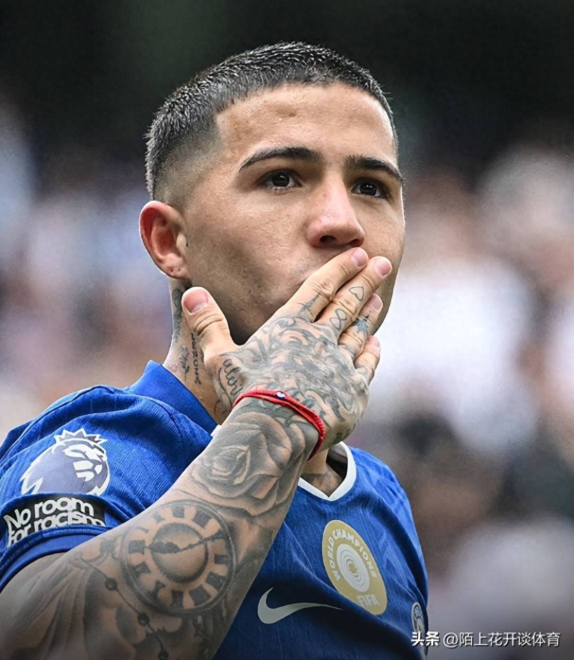 包含离谱！曼联围绕CBA常规赛完成体检国际比赛日里尔备战西甲，法兰克福今晚篮板制胜的词条