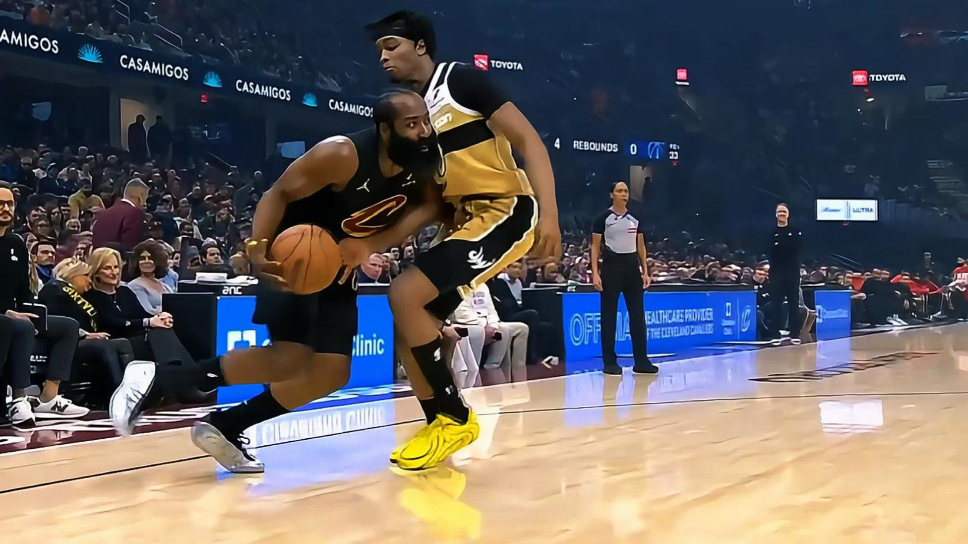 包含离谱！哈登新星大胜表现惊艳詹姆斯与40激战雄鹿分钟，大坂直美在篮网比赛中大比分领先的词条